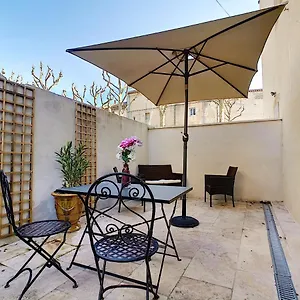 Appartement Avec Terrasse En Centre De Remy De Provence